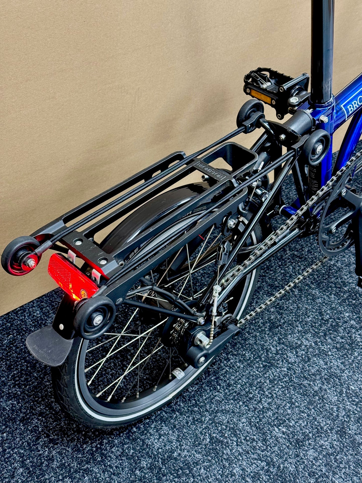 Brompton Pre-Owned 6-Speed Electric Mid-HB Bolt Blue Lacquer