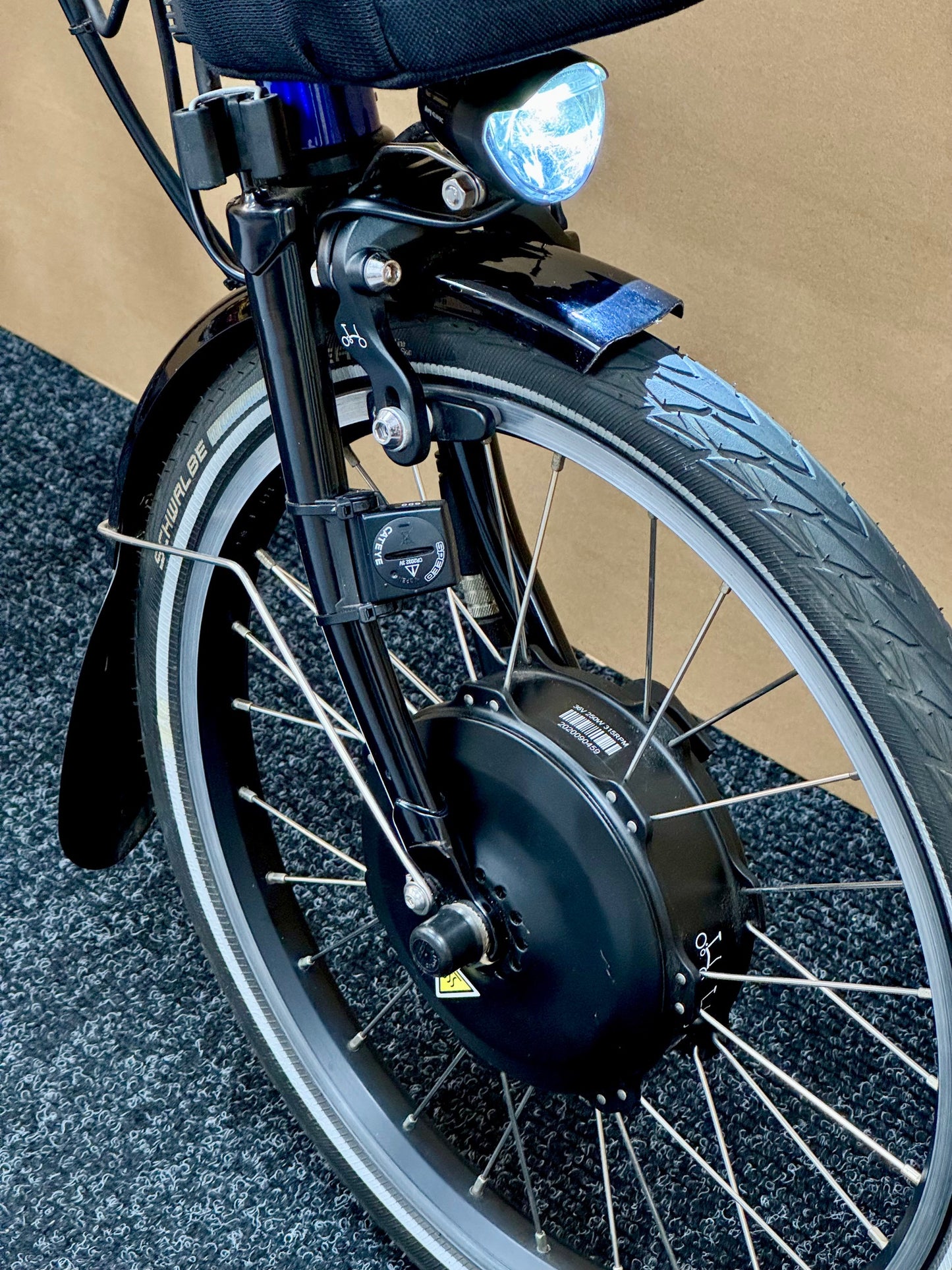 Brompton Pre-Owned 6-Speed Electric Mid-HB Bolt Blue Lacquer