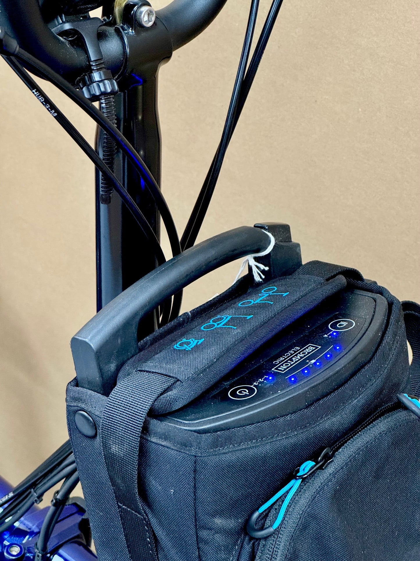 Brompton Pre-Owned 6-Speed Electric Mid-HB Bolt Blue Lacquer