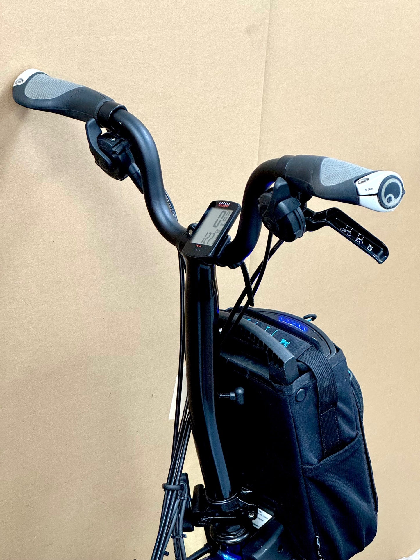 Brompton Pre-Owned 6-Speed Electric Mid-HB Bolt Blue Lacquer
