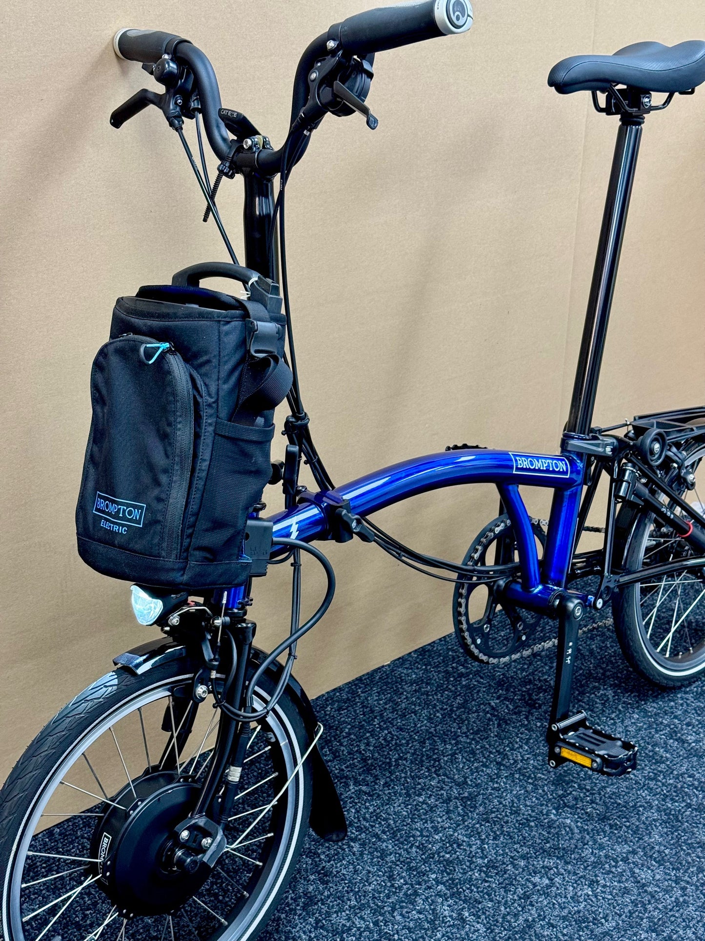 Brompton Pre-Owned 6-Speed Electric Mid-HB Bolt Blue Lacquer