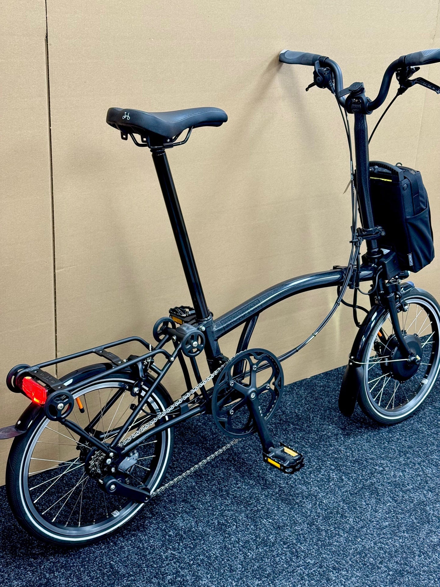 Brompton Pre-Owned P Line 4-Speed Electric Black Metallic