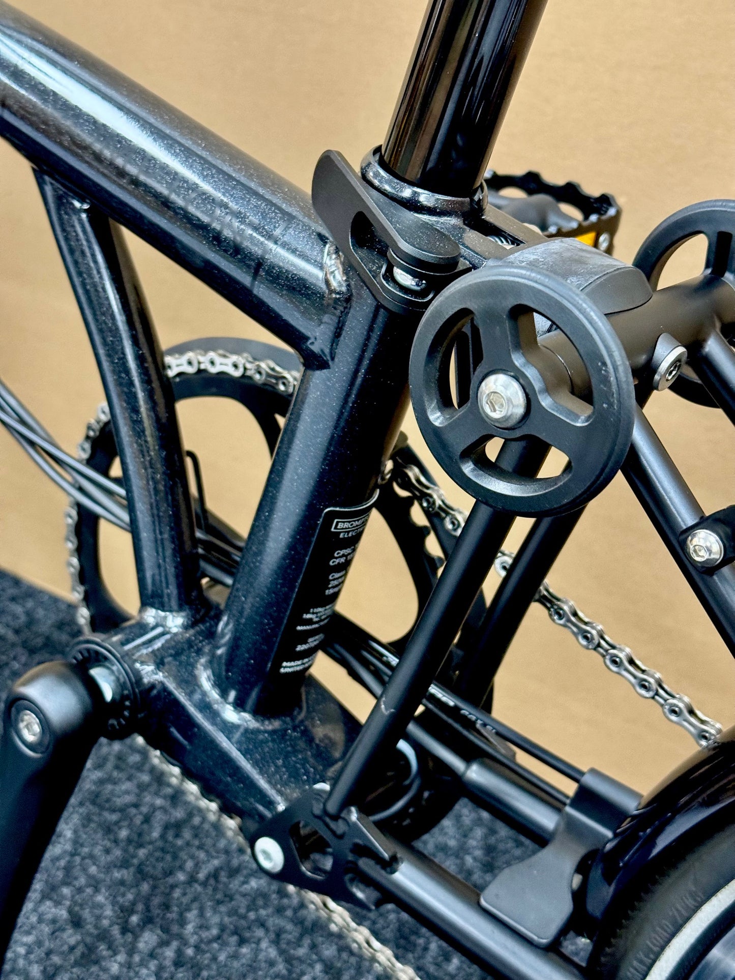 Brompton Pre-Owned P Line 4-Speed Electric Black Metallic