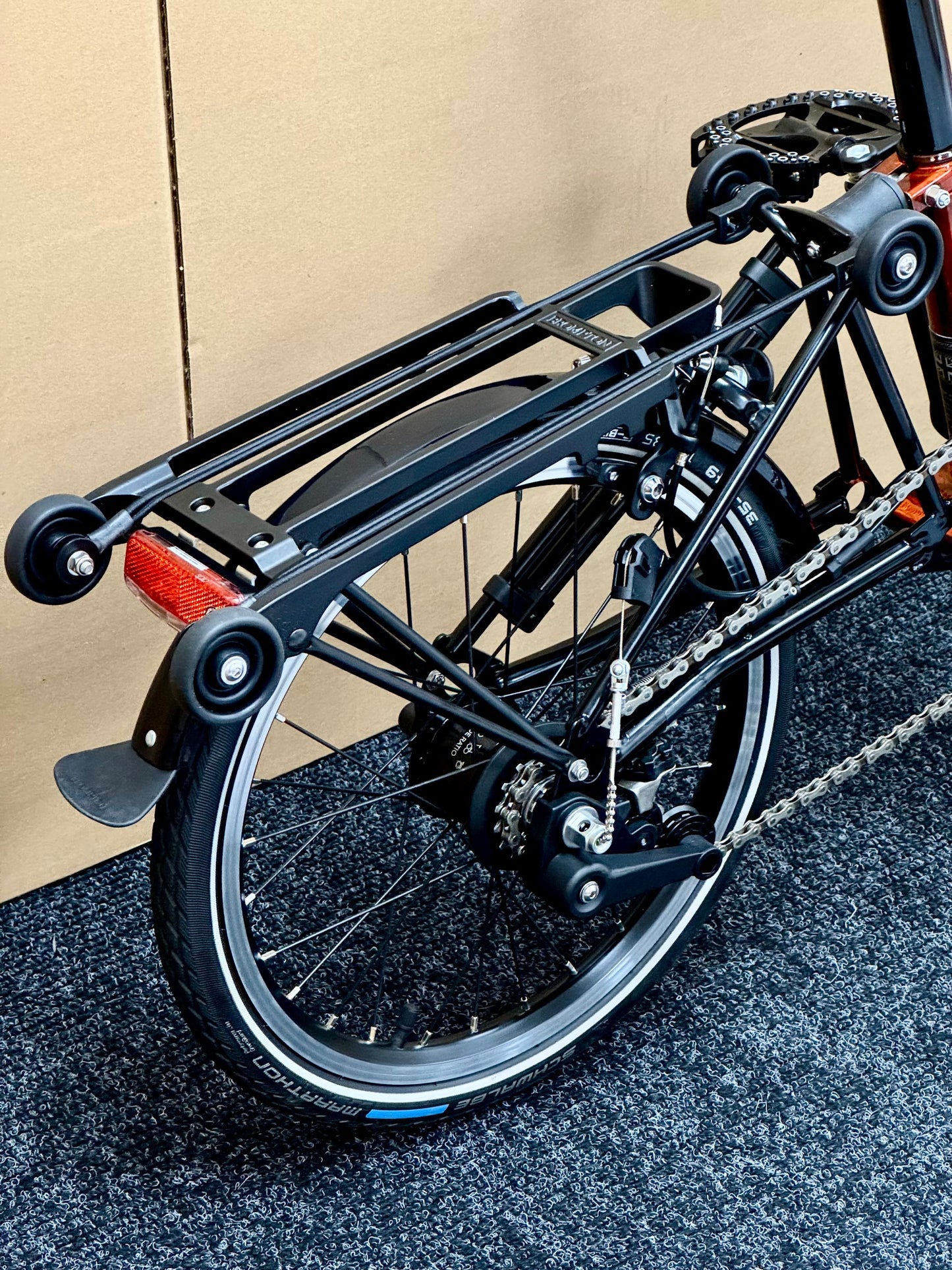 Brompton Pre-Owned Superlight High-HB 6-Speed Flame Lacquer