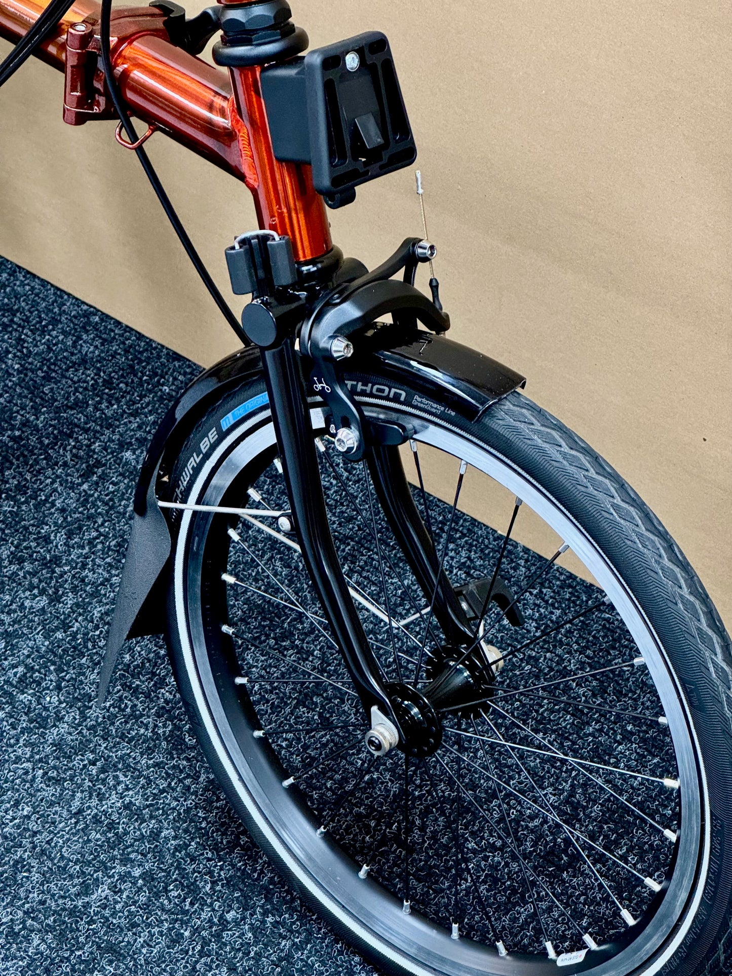 Brompton Pre-Owned Superlight High-HB 6-Speed Flame Lacquer