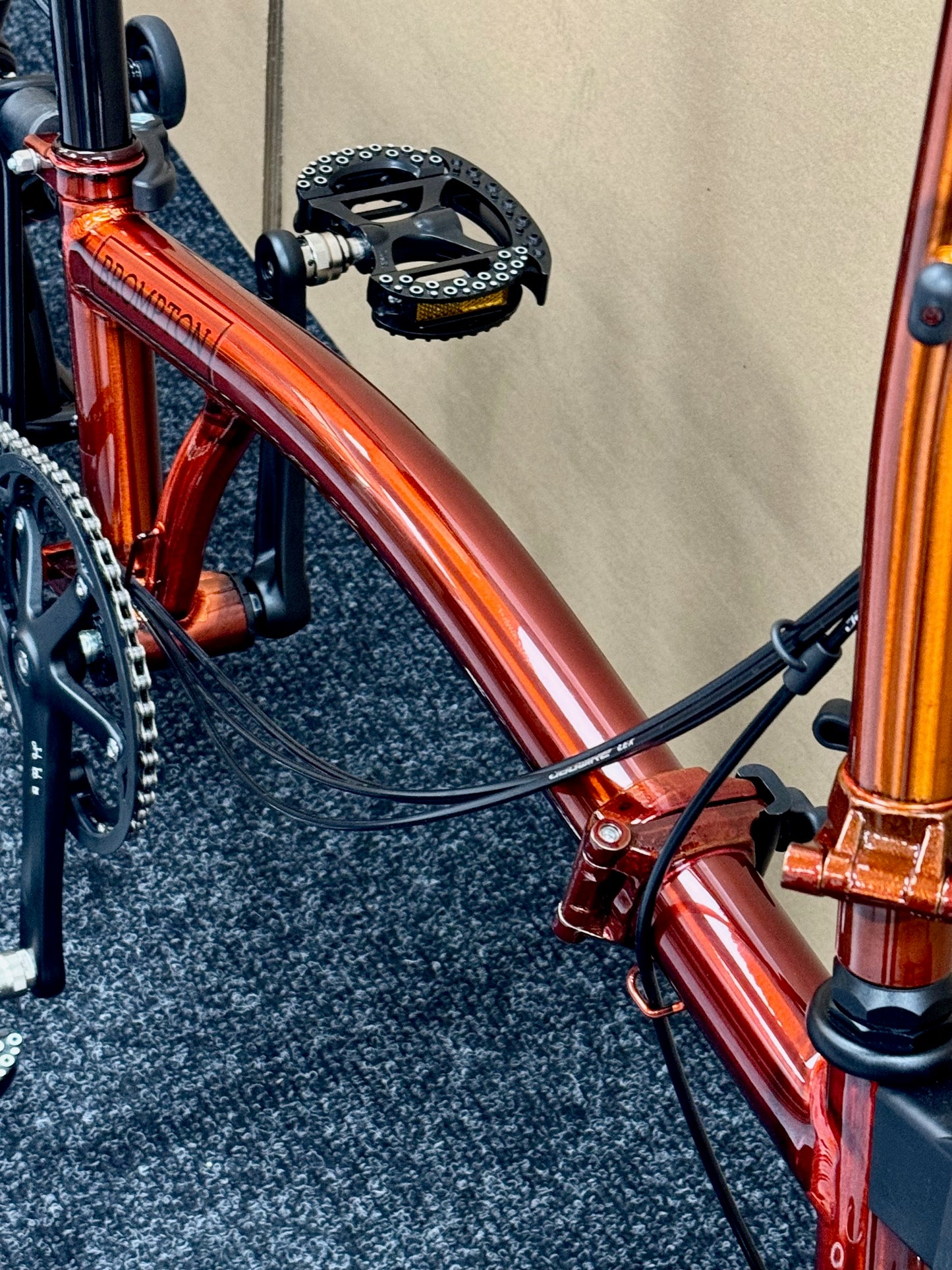 Brompton Pre-Owned Superlight High-HB 6-Speed Flame Lacquer