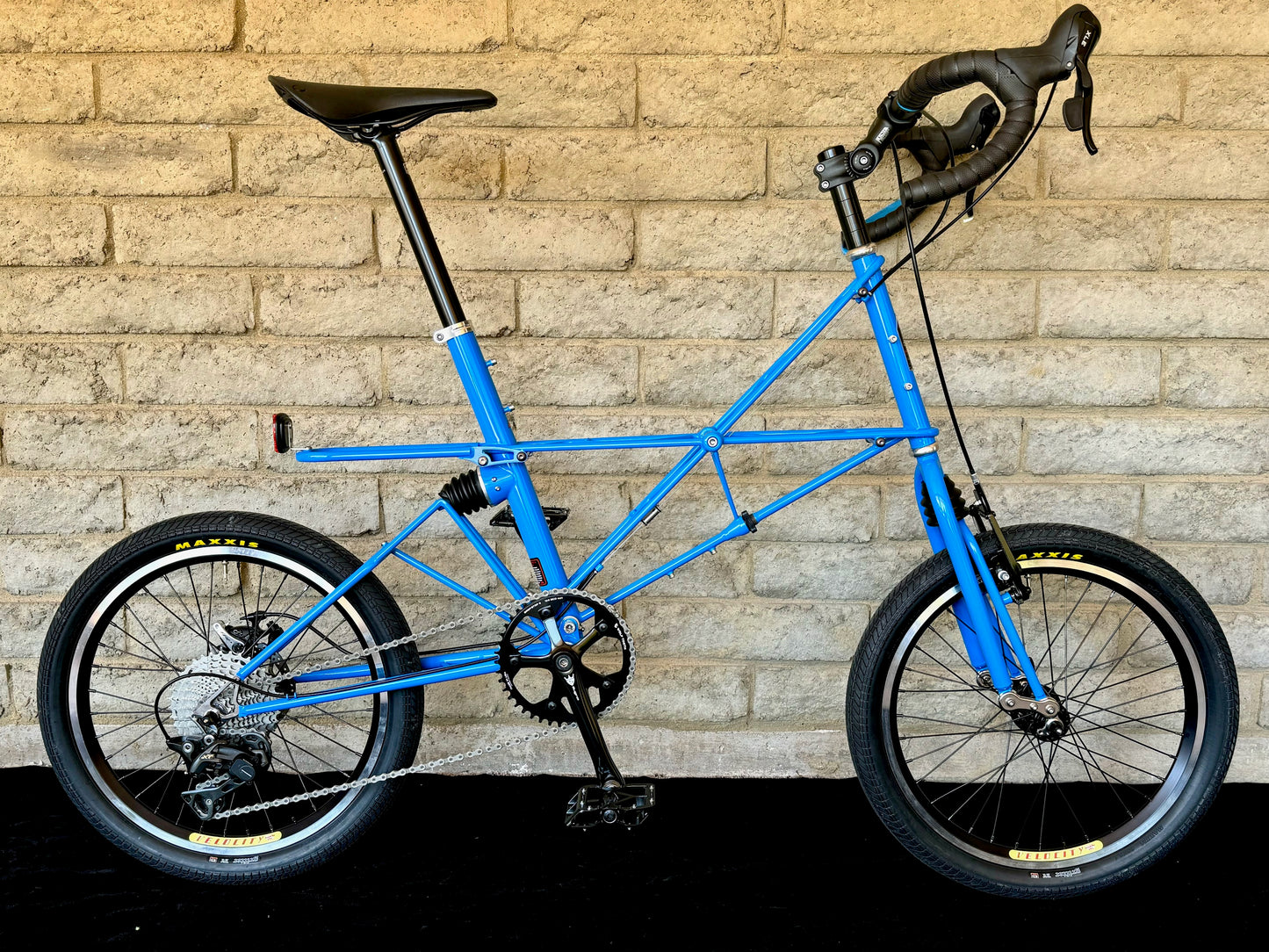 Moulton XTB Bugatti Blue