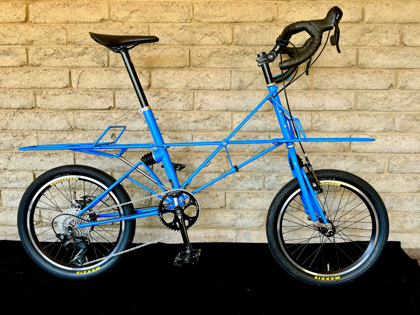 Moulton XTB Bugatti Blue