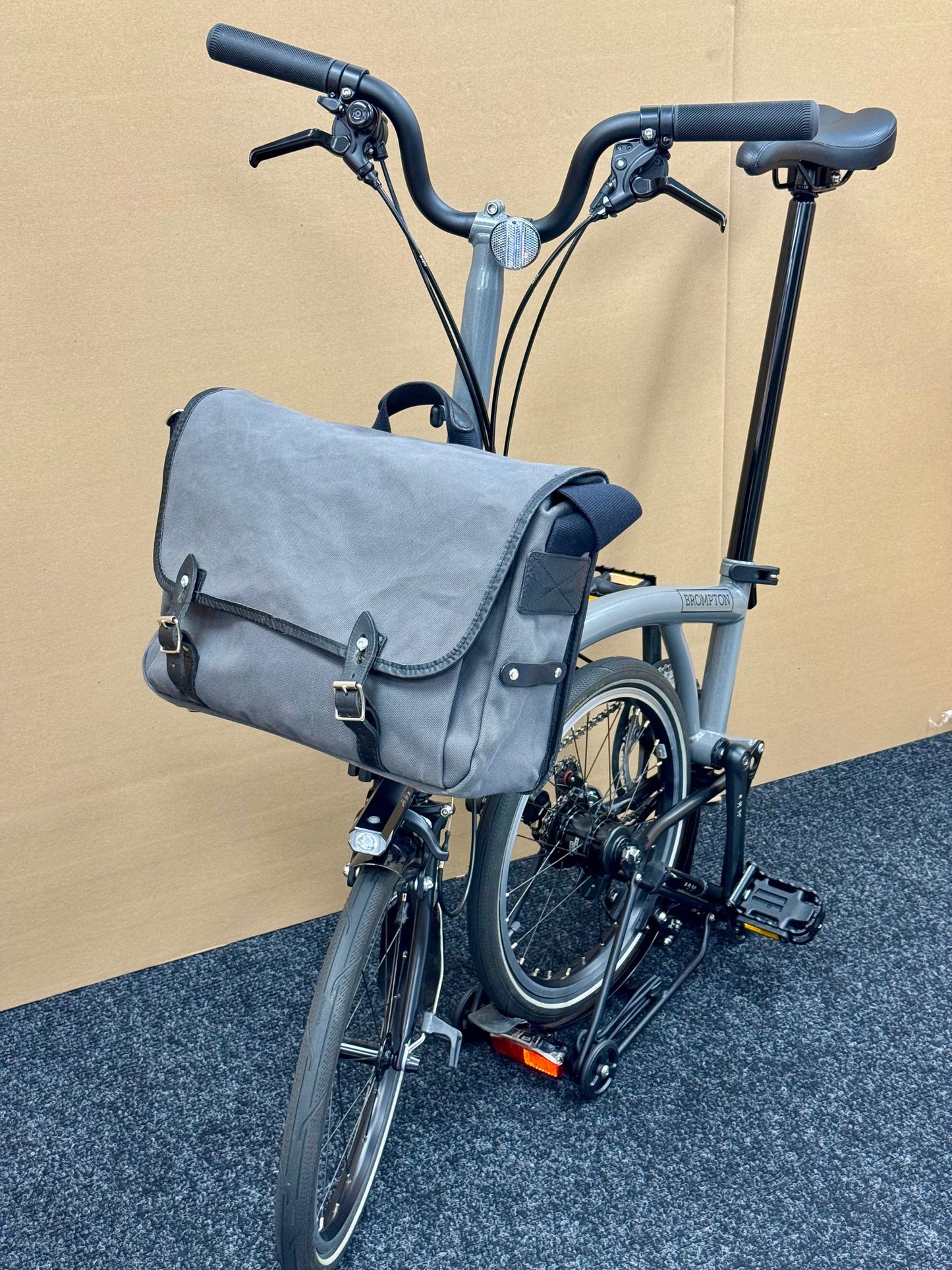Brompton Pre-Owned P Line 12-Speed High-HB Grey Metallic