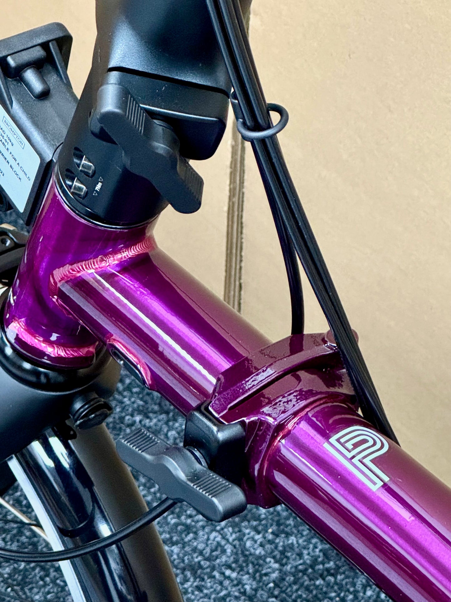 Brompton P Line 12-Speed High-HB Amethyst Lacquer w/Roller Rack