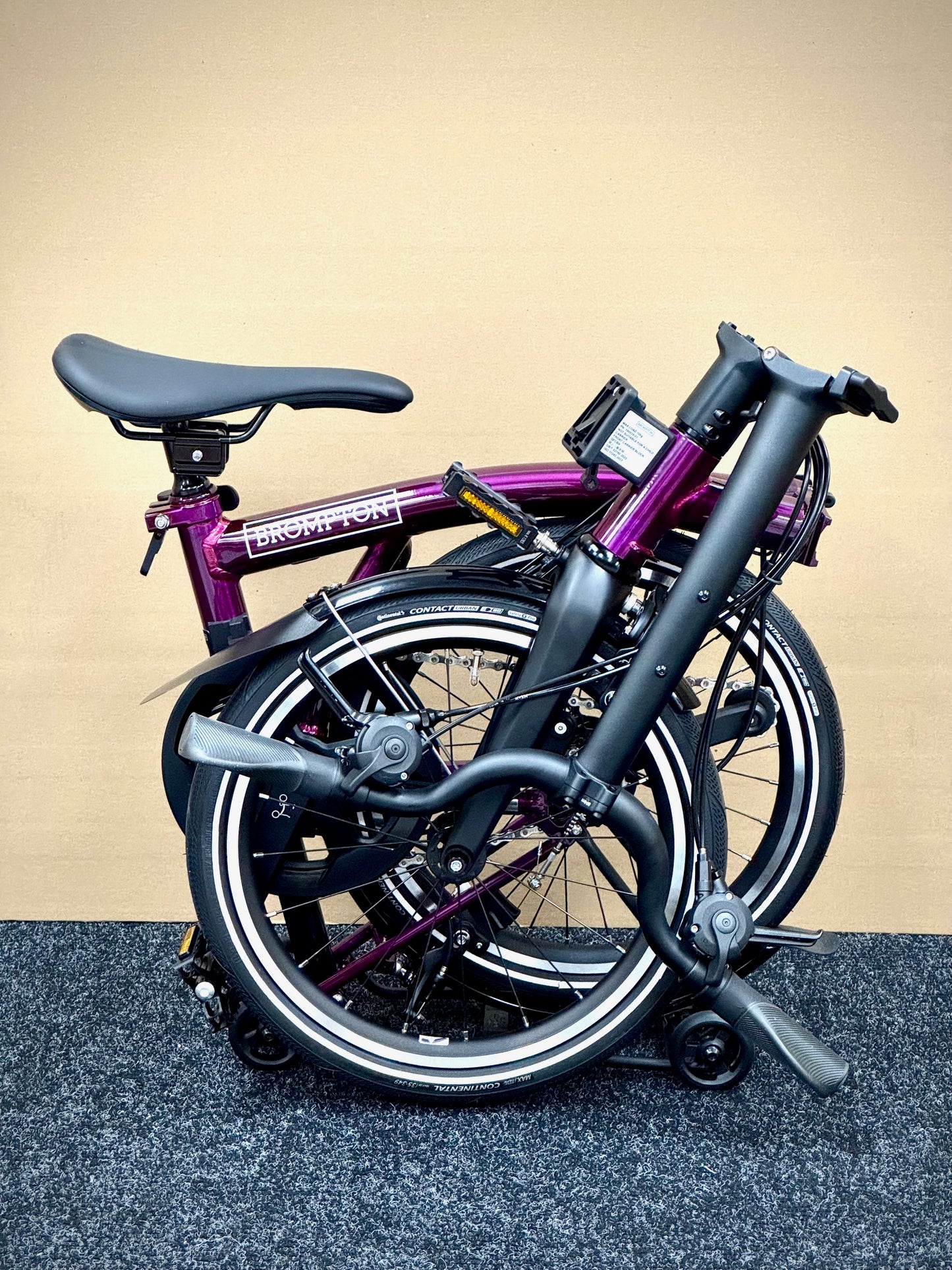 Brompton P Line 12-Speed High-HB Amethyst Lacquer w/Roller Rack