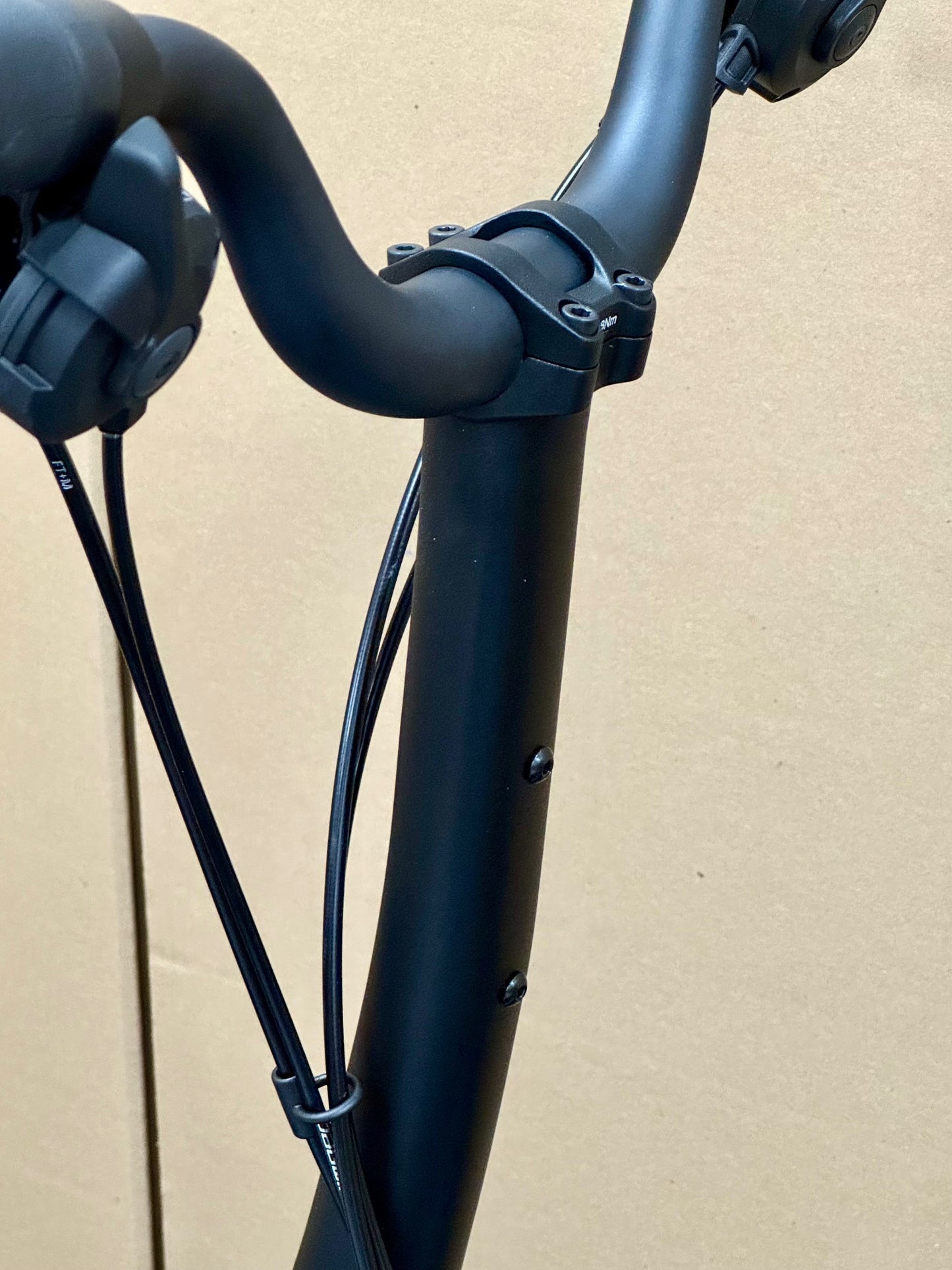 Brompton P Line 12-Speed High-HB Cloud Metallic w/Roller Rack