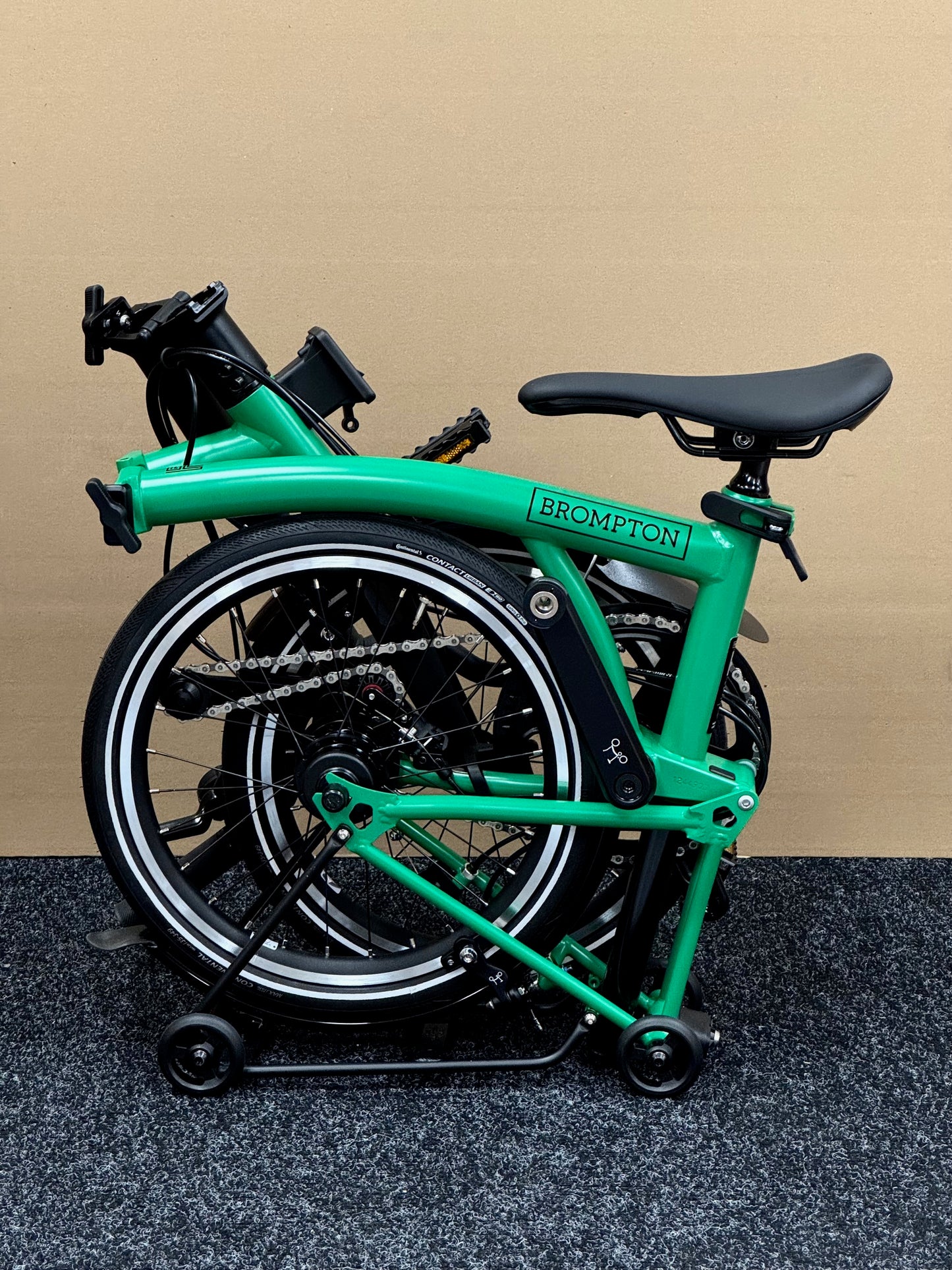 Brompton P Line 12-Speed High-HB Palm Green w/Roller Rack