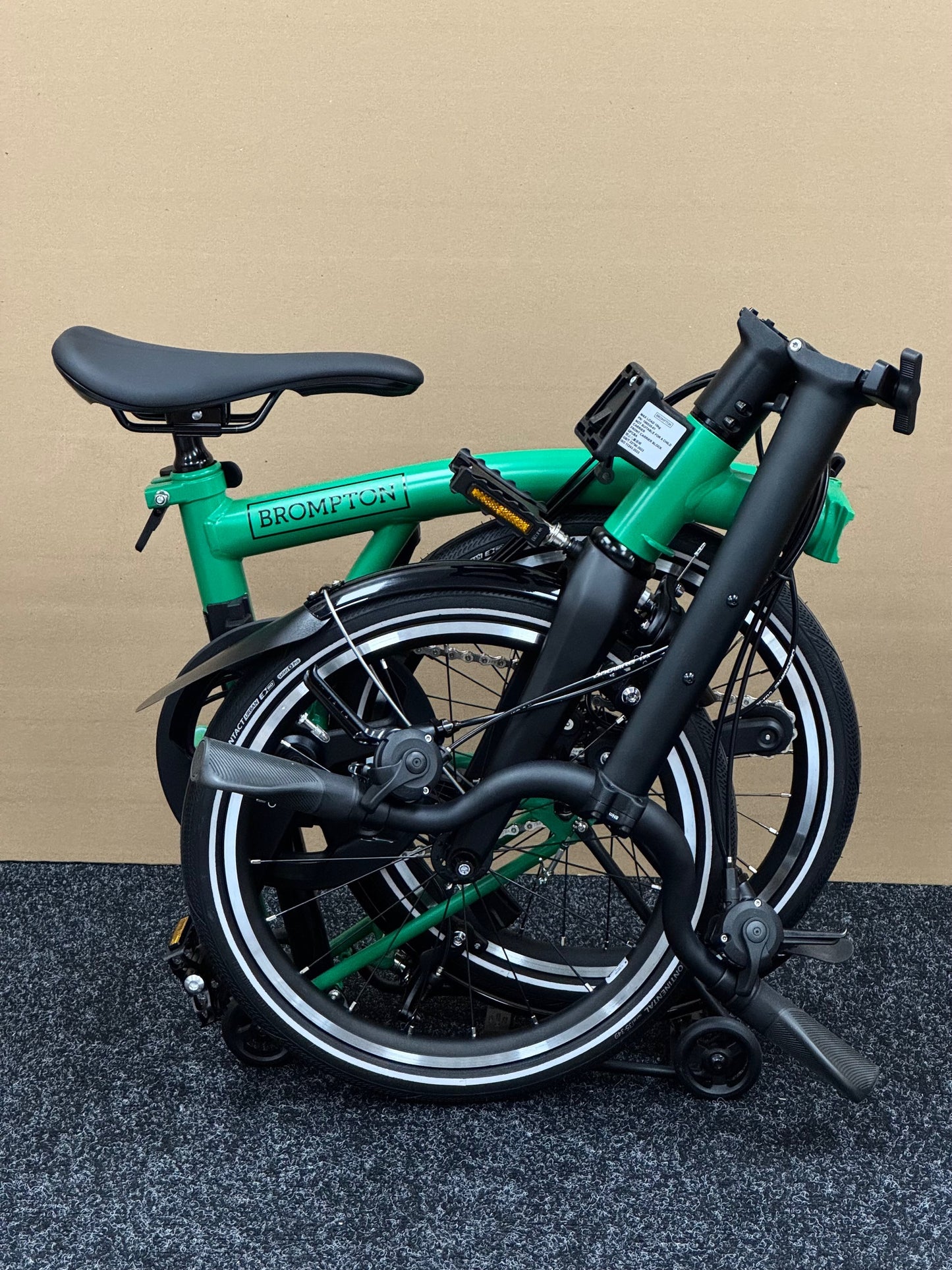 Brompton P Line 12-Speed High-HB Palm Green w/Roller Rack