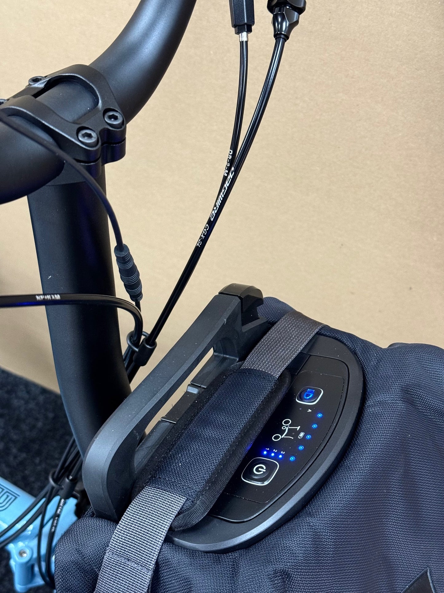 Brompton P Line Electric 4-Speed Mid-HB with e-Motiq System, Cloud Metallic