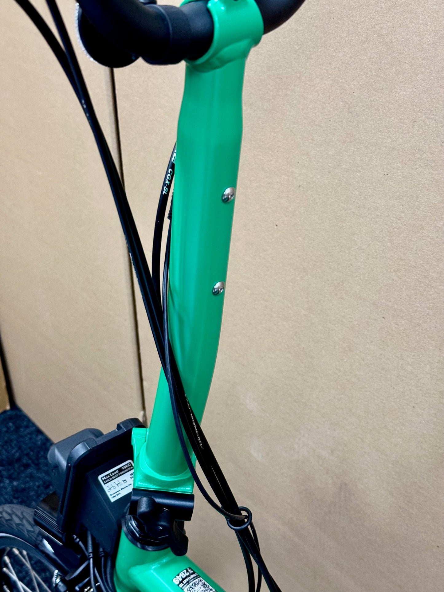 Brompton C Line Electric 4-Speed High-HB with e-Motiq System, Palm Green