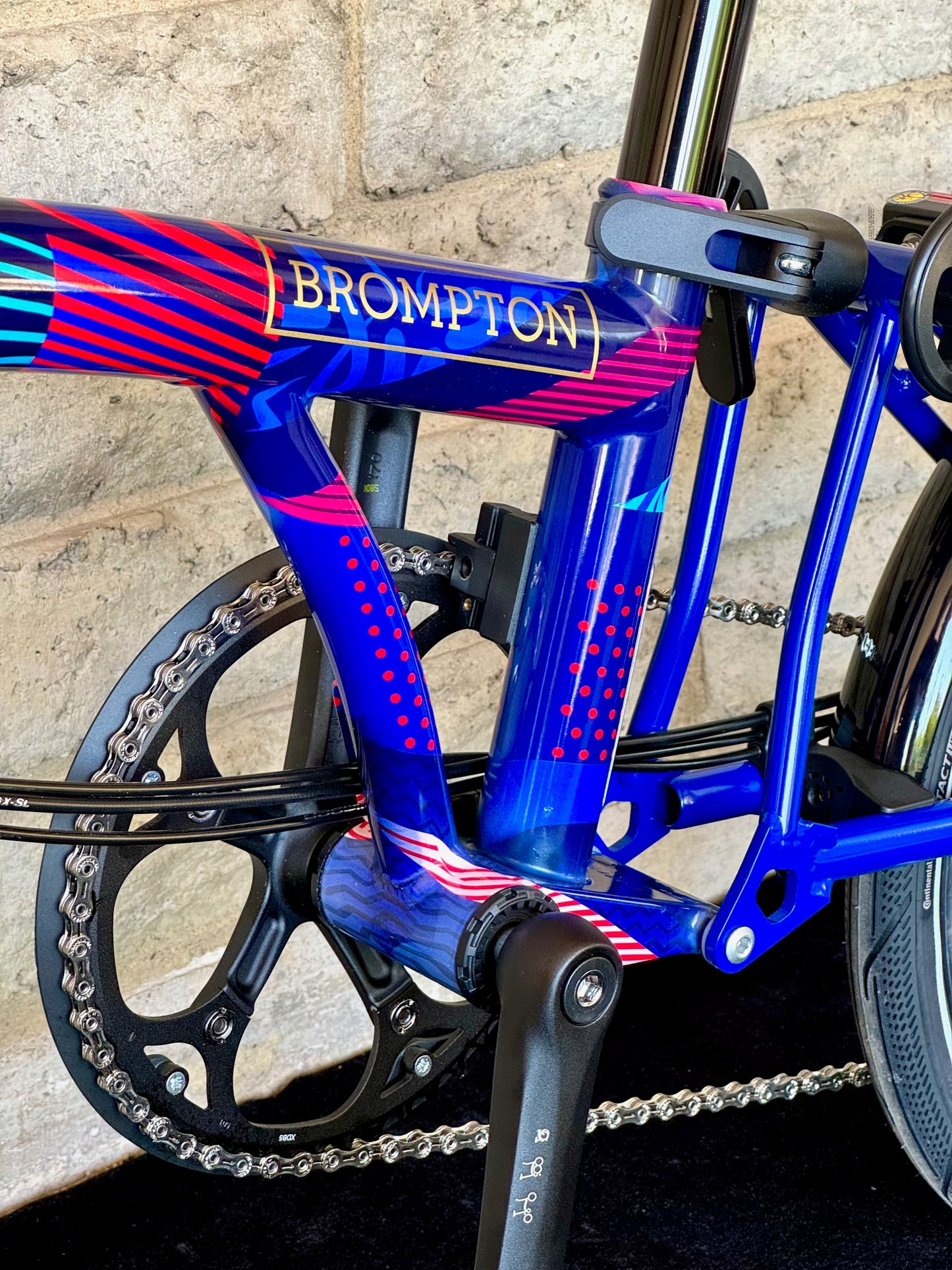 Brompton Paris Edition P-Line 12-speed Mid-HB (M12L)