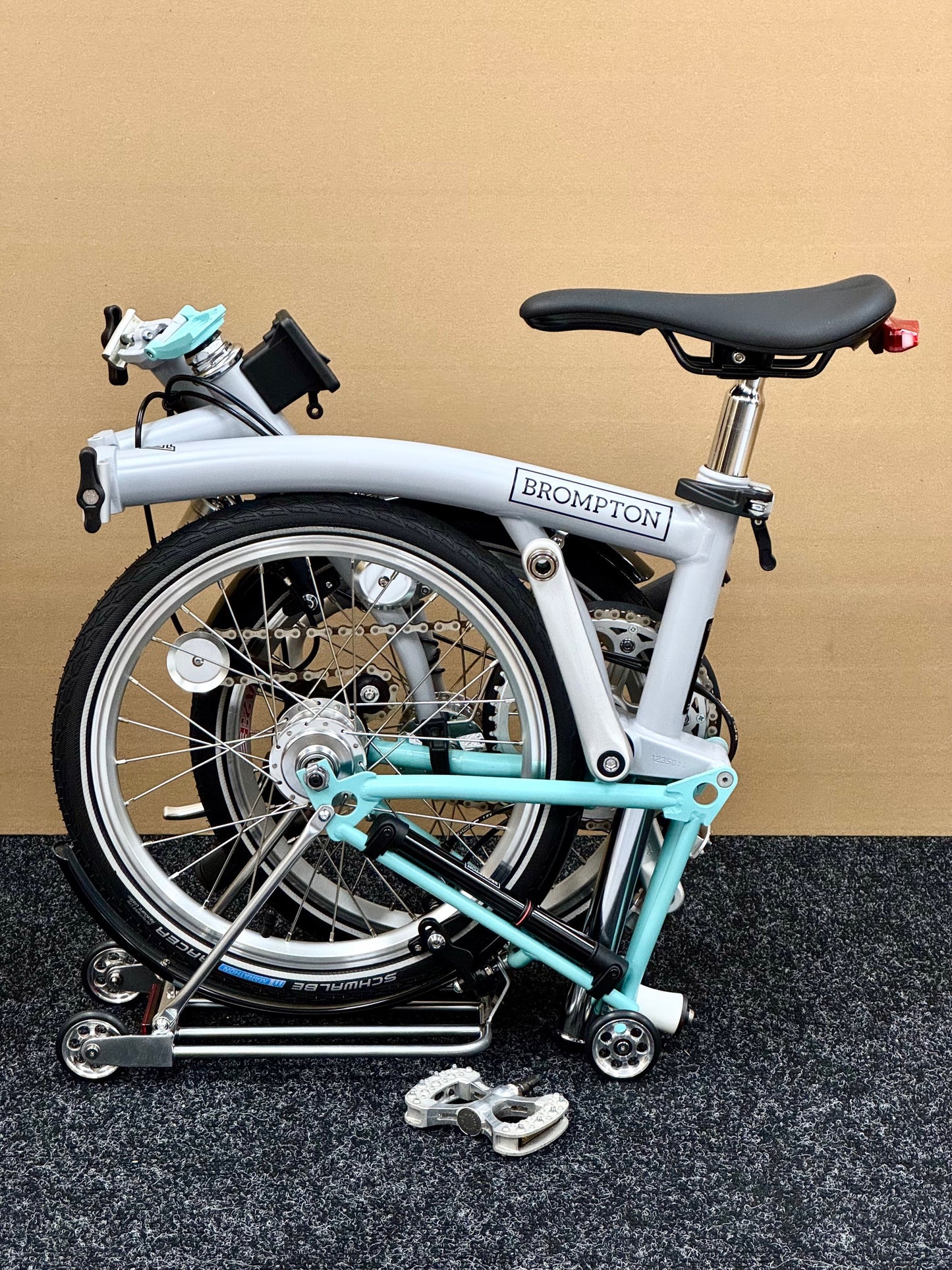 Brompton Pre-Owned A Line 3-Speed Mid-HB