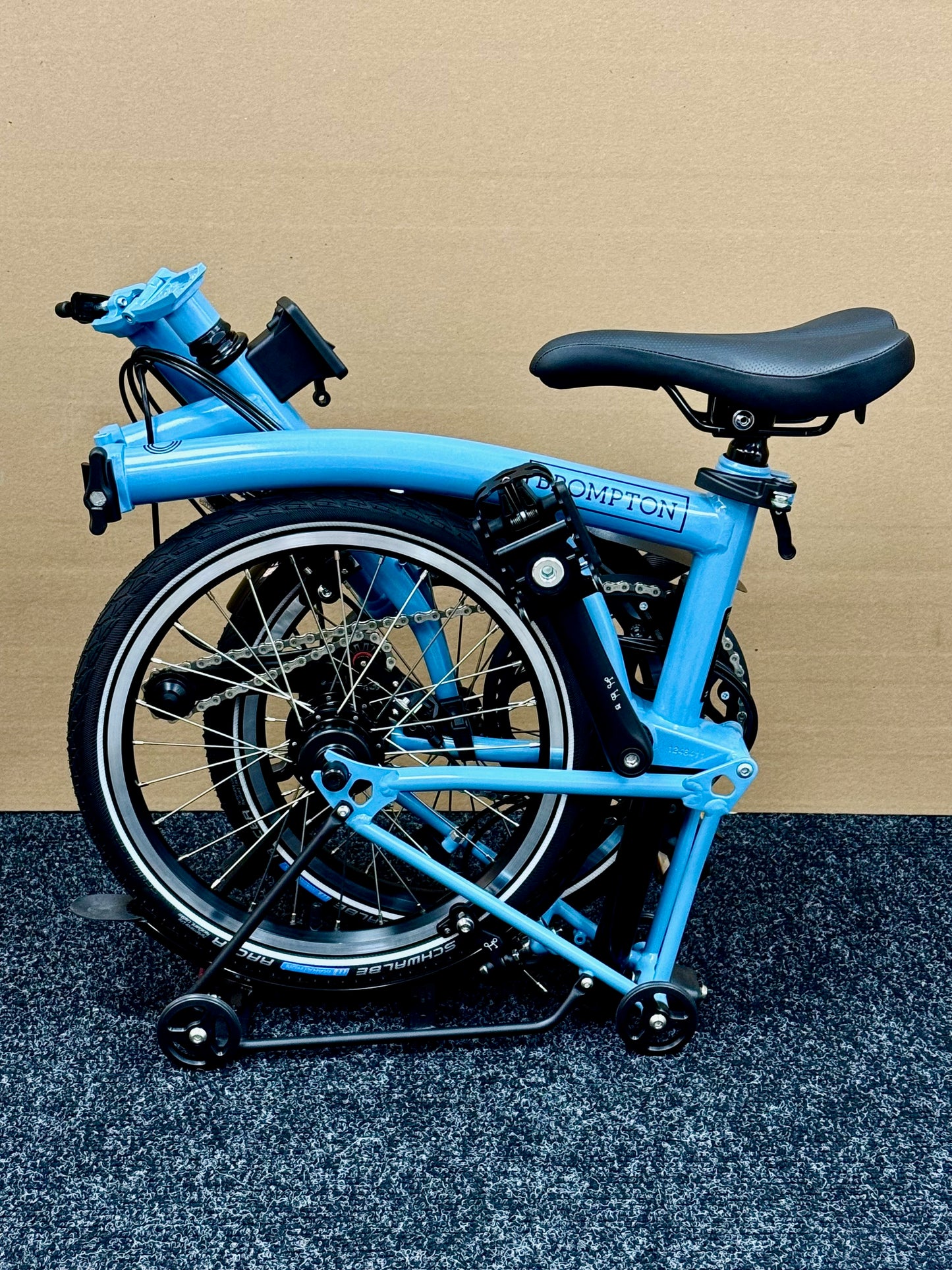 Brompton C Line 12-Speed High-HB Cloud Metallic w/Roller Rack