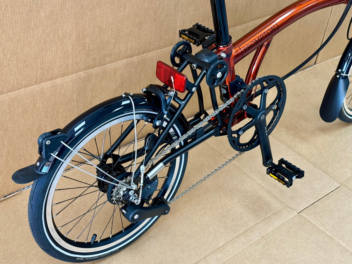 Brompton P-Line Explore 12-Speed Mid-HB Flame Lacquer (M12L)