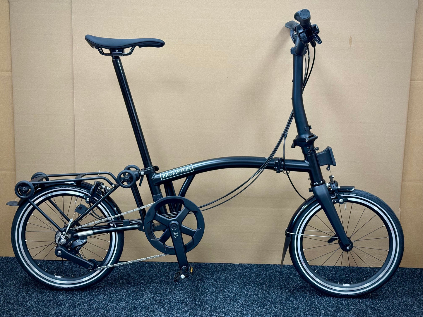 Brompton P Line 12-Speed Mid-HB All Black w/Roller Rack