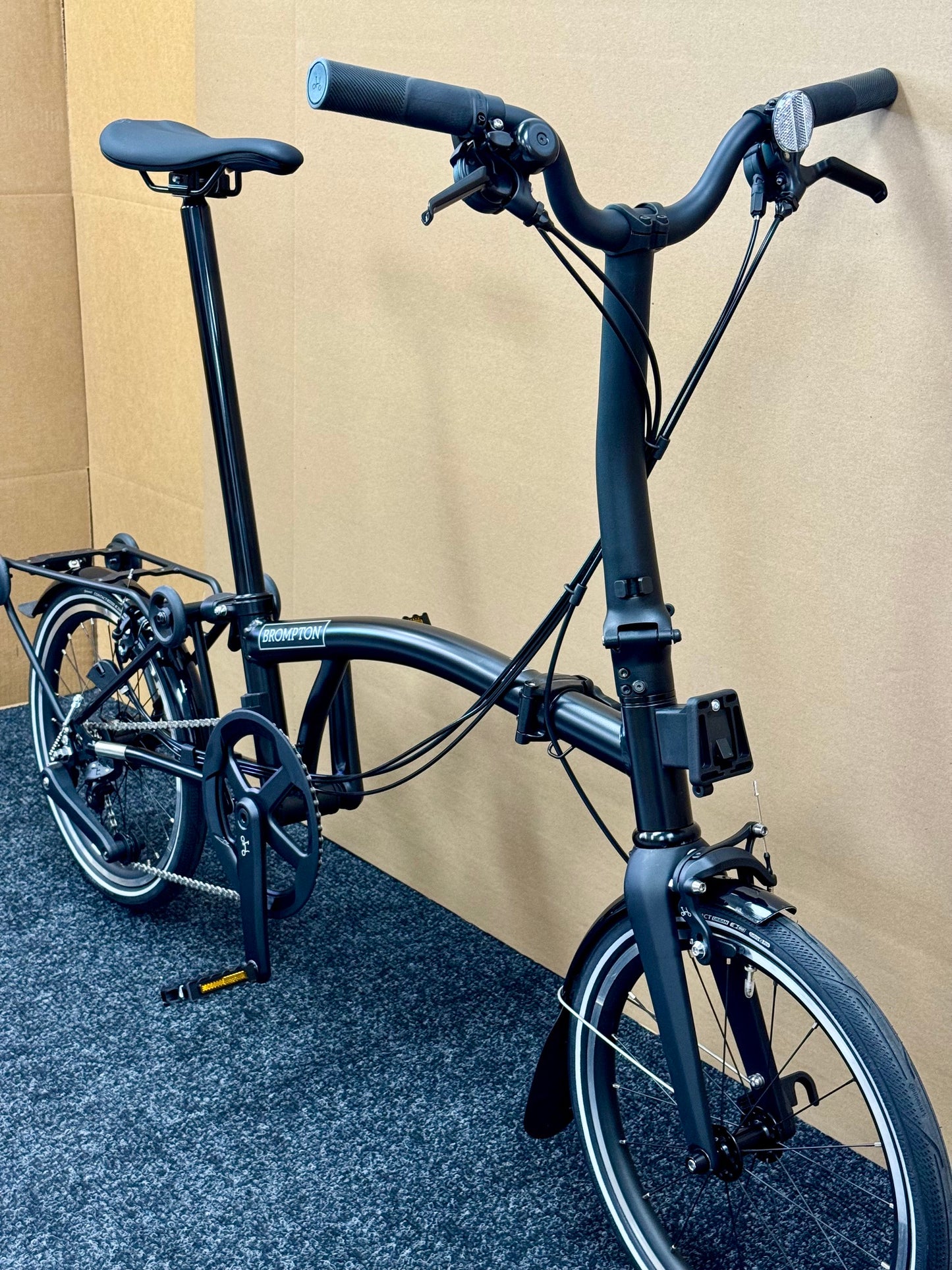 Brompton P Line 12-Speed Mid-HB All Black w/Roller Rack