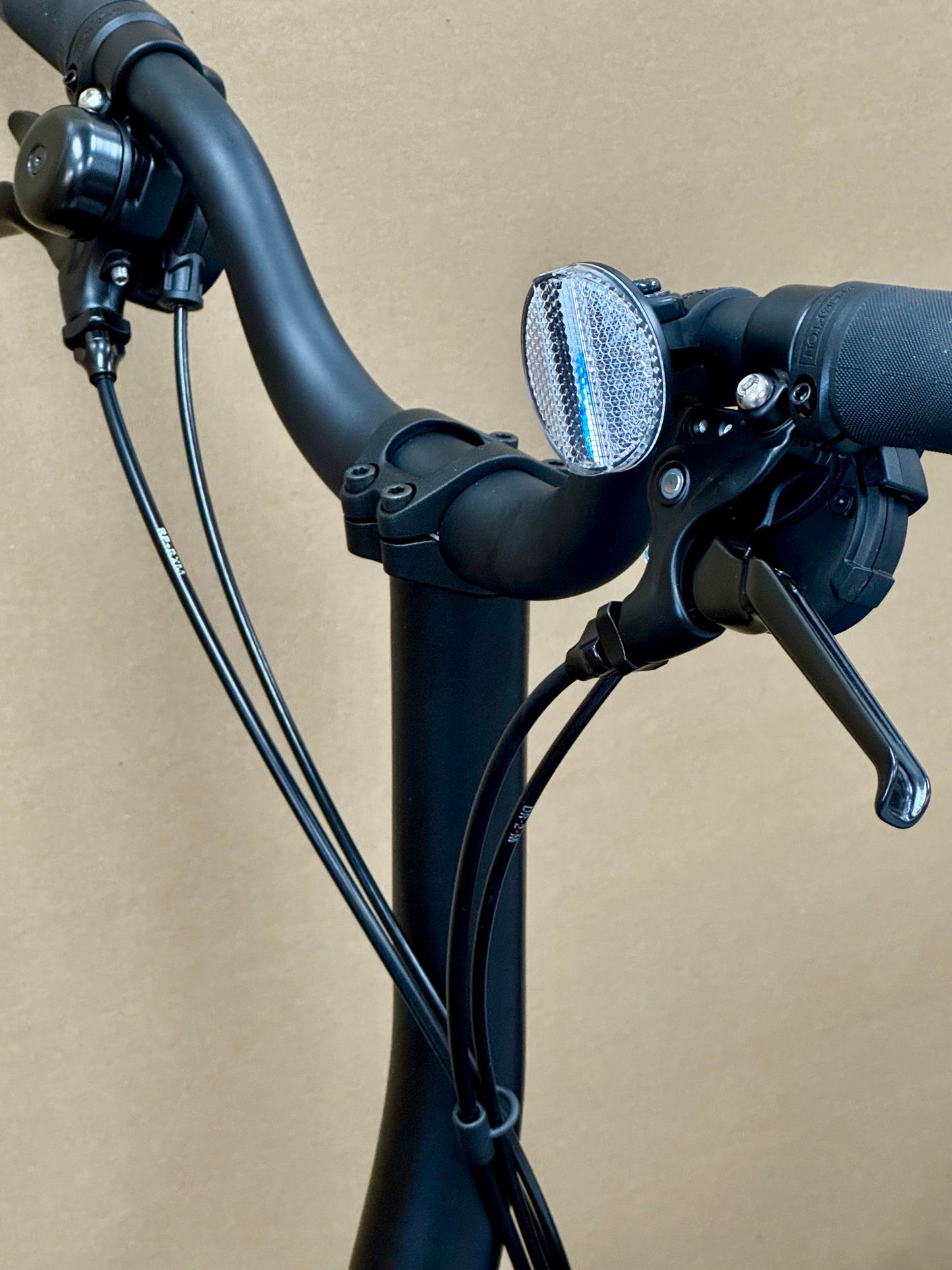 Brompton P Line 12-Speed Mid-HB All Black w/Roller Rack