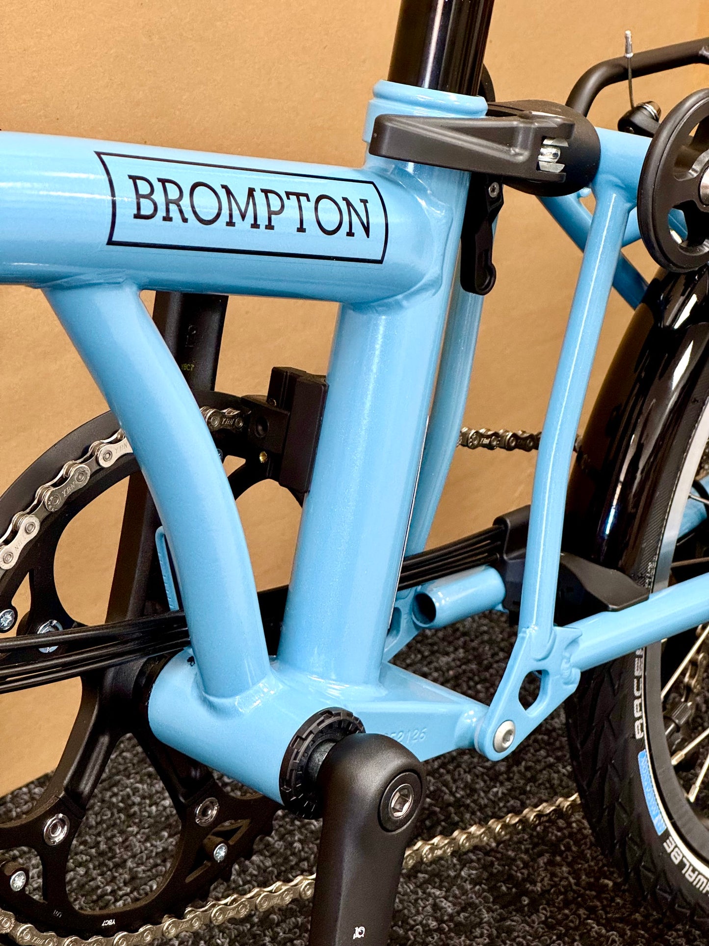 Brompton C Line 12-Speed Mid-HB Cloud Metallic w/Roller Rack "Mini-Marred"