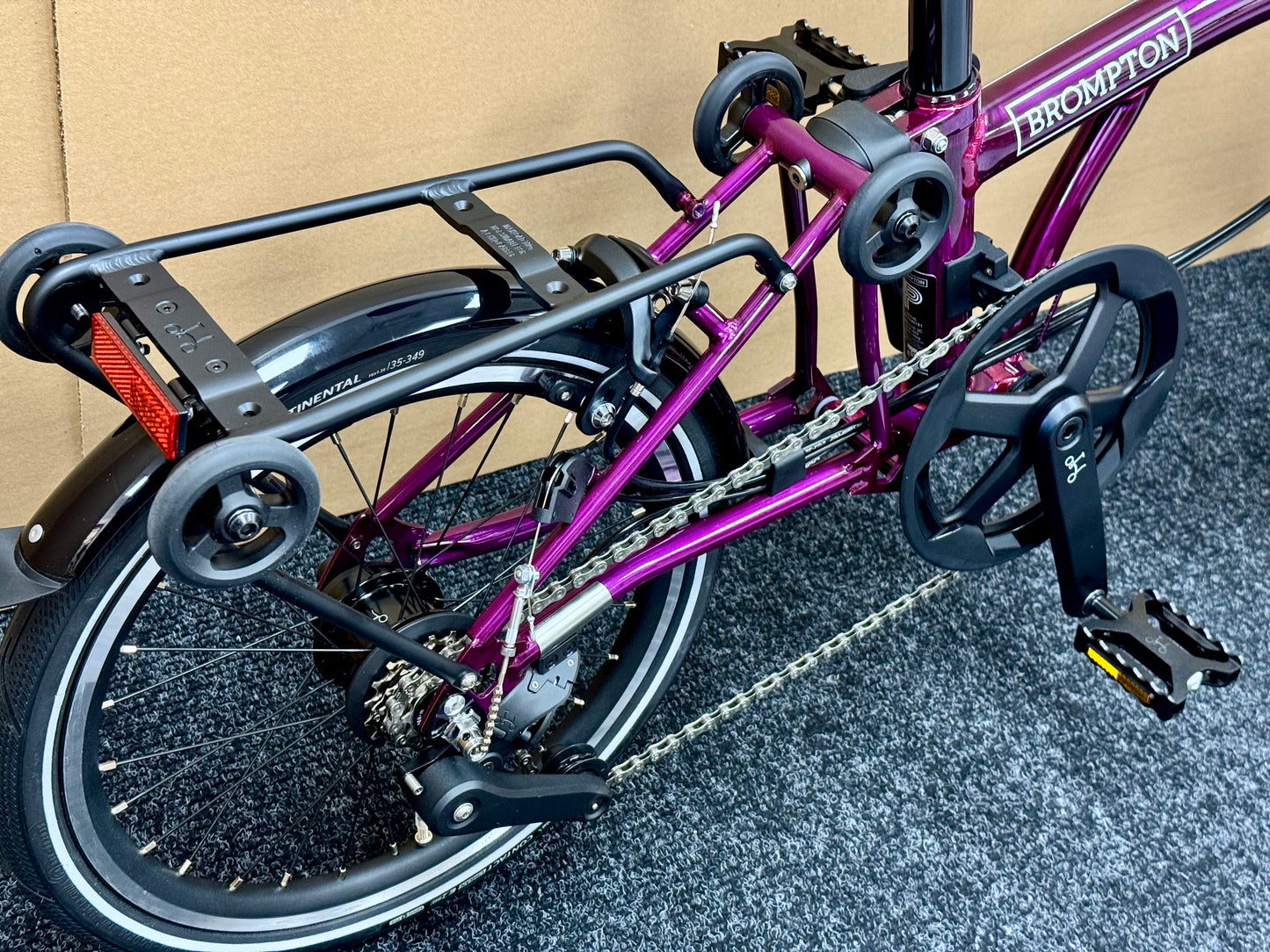 Brompton P Line 12-Speed Mid-HB Amethyst Lacquer w/Roller Rack