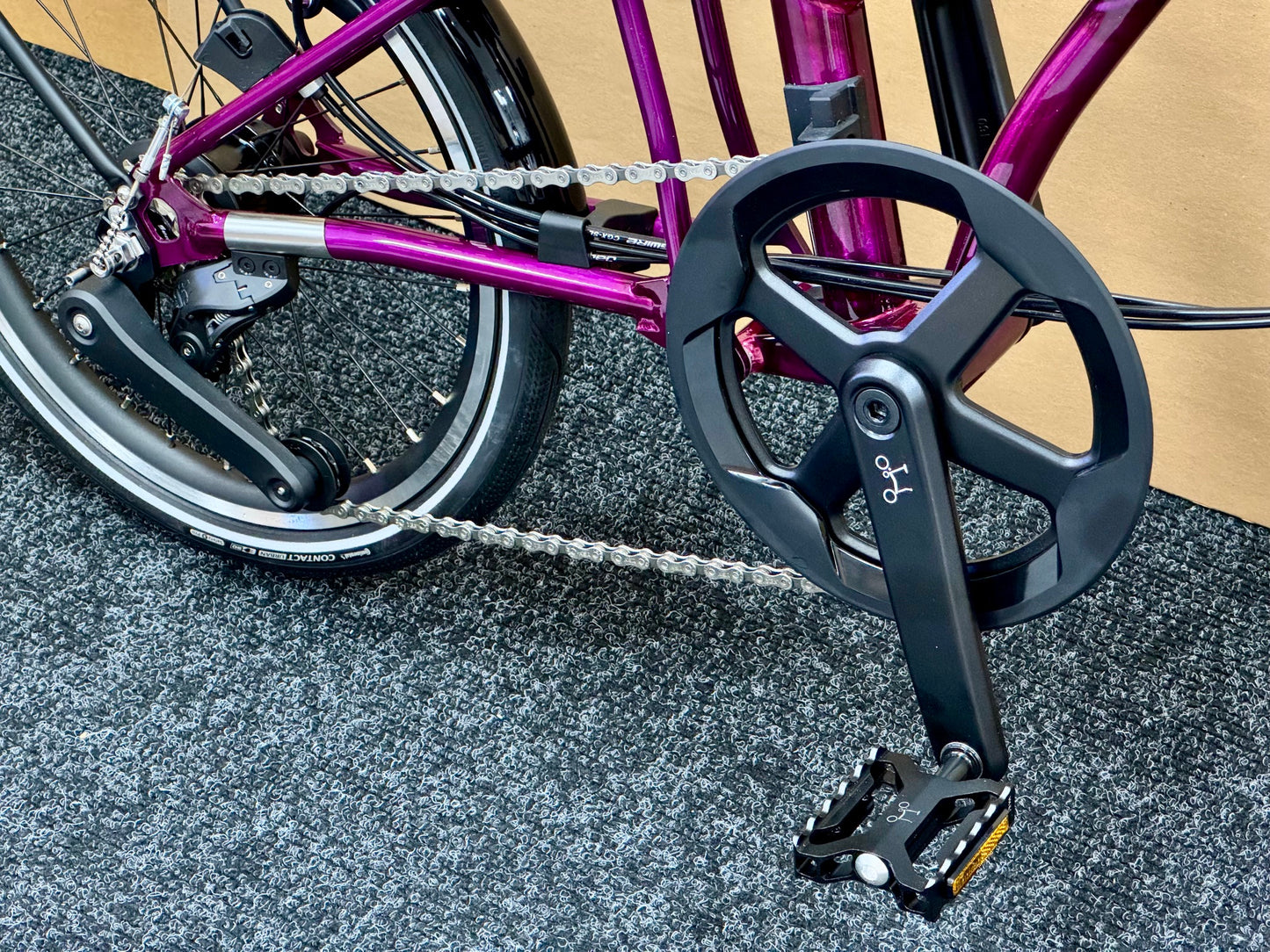 Brompton P Line 12-Speed Mid-HB Amethyst Lacquer w/Roller Rack