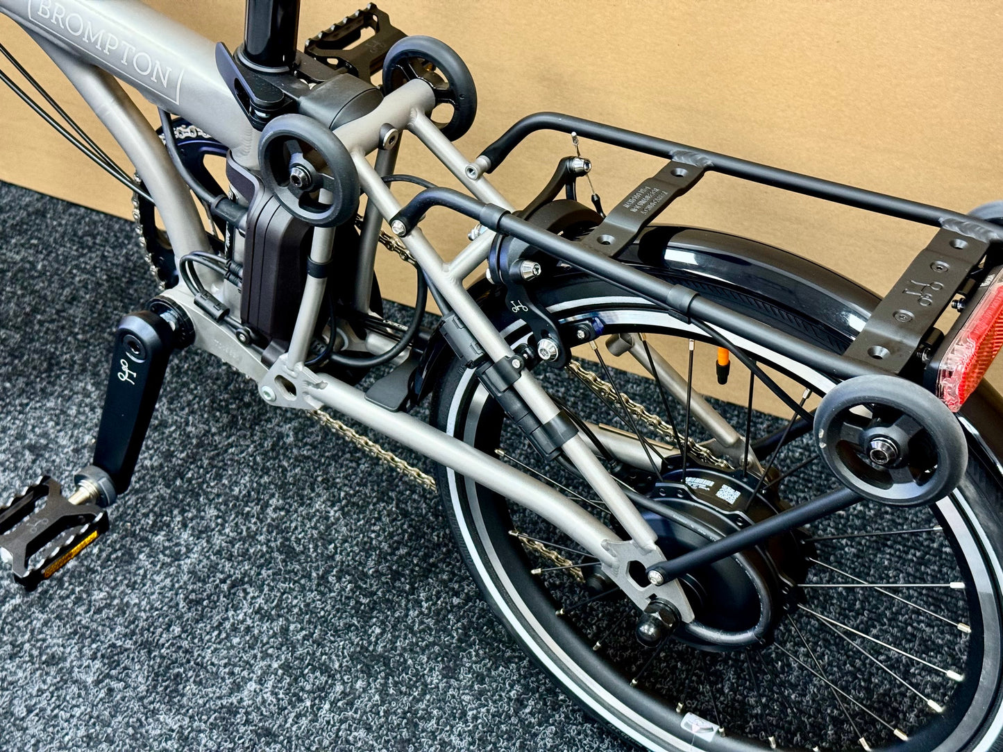 Brompton T Line ELECTRIC 4-Speed Mid-HB