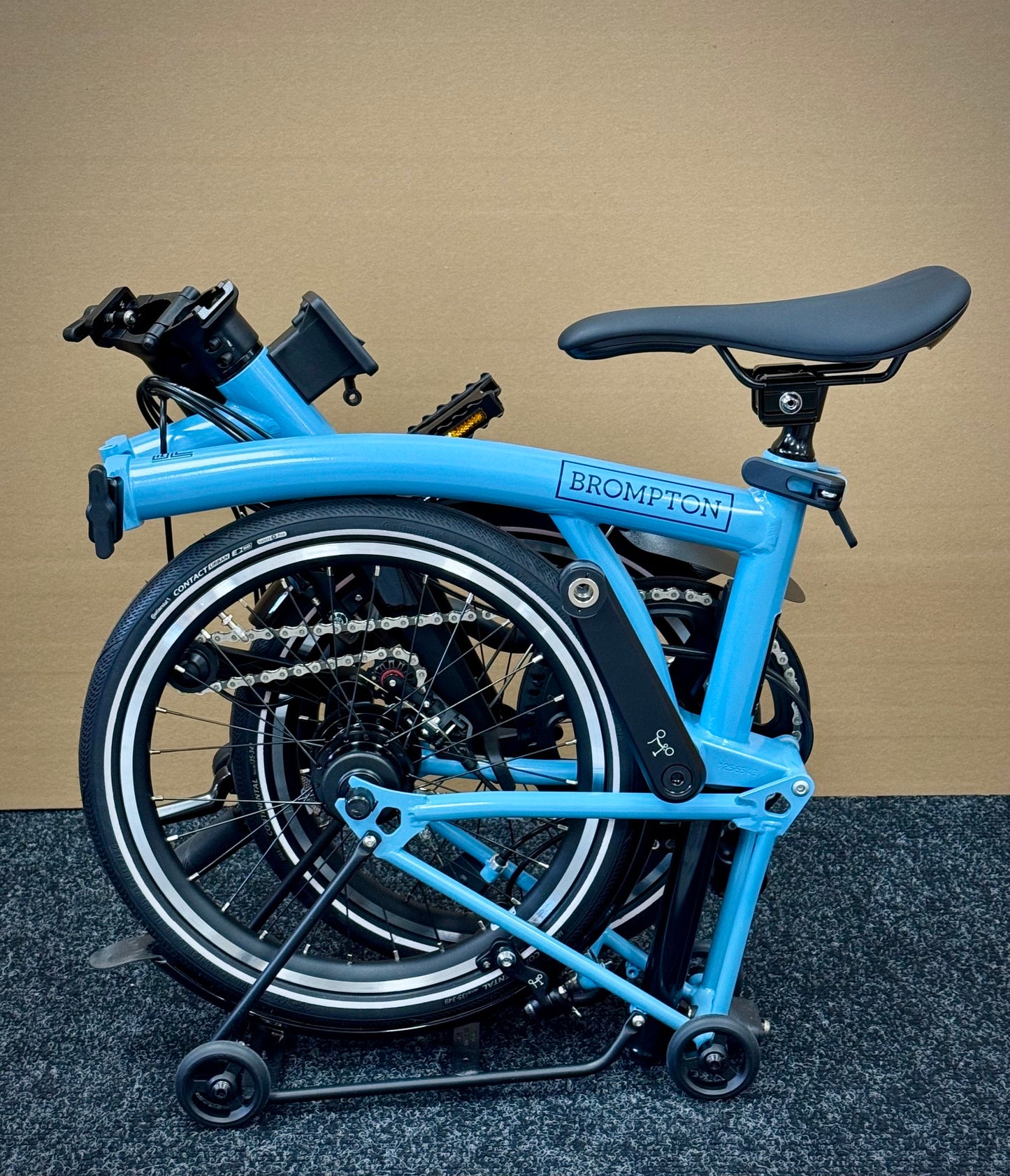 Brompton P Line 12-Speed Mid-HB Cloud Metallic w/Roller Rack