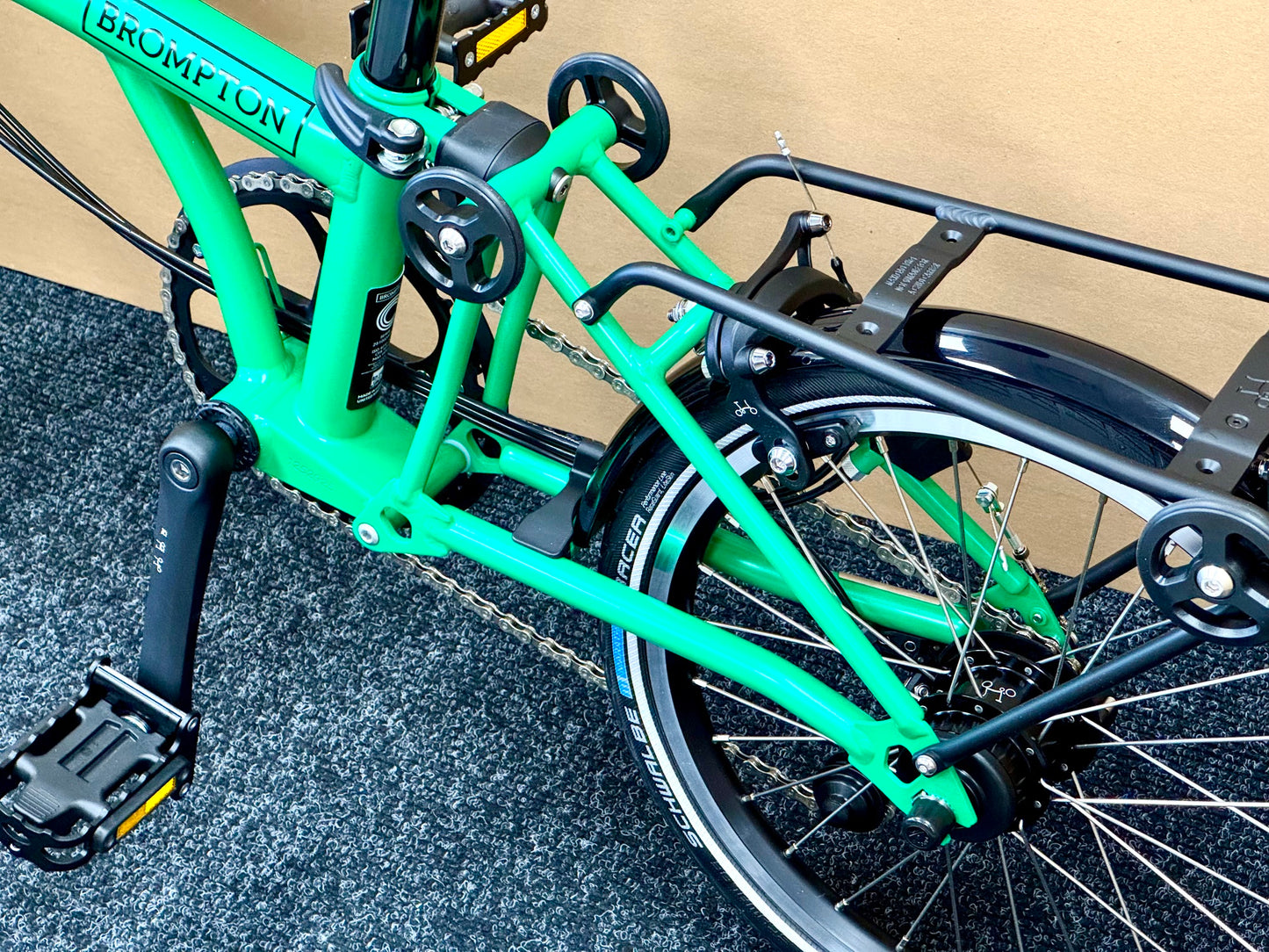Brompton C Line 12-Speed Mid-HB Palm Green w/Roller Rack