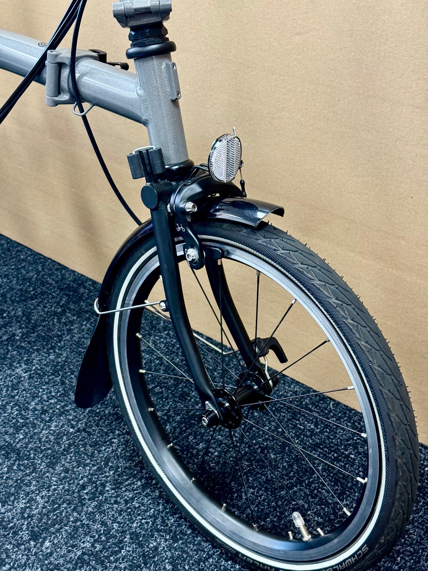 Brompton Pre-Owned P Line 12-Speed Mid-HB Storm Grey Metallic