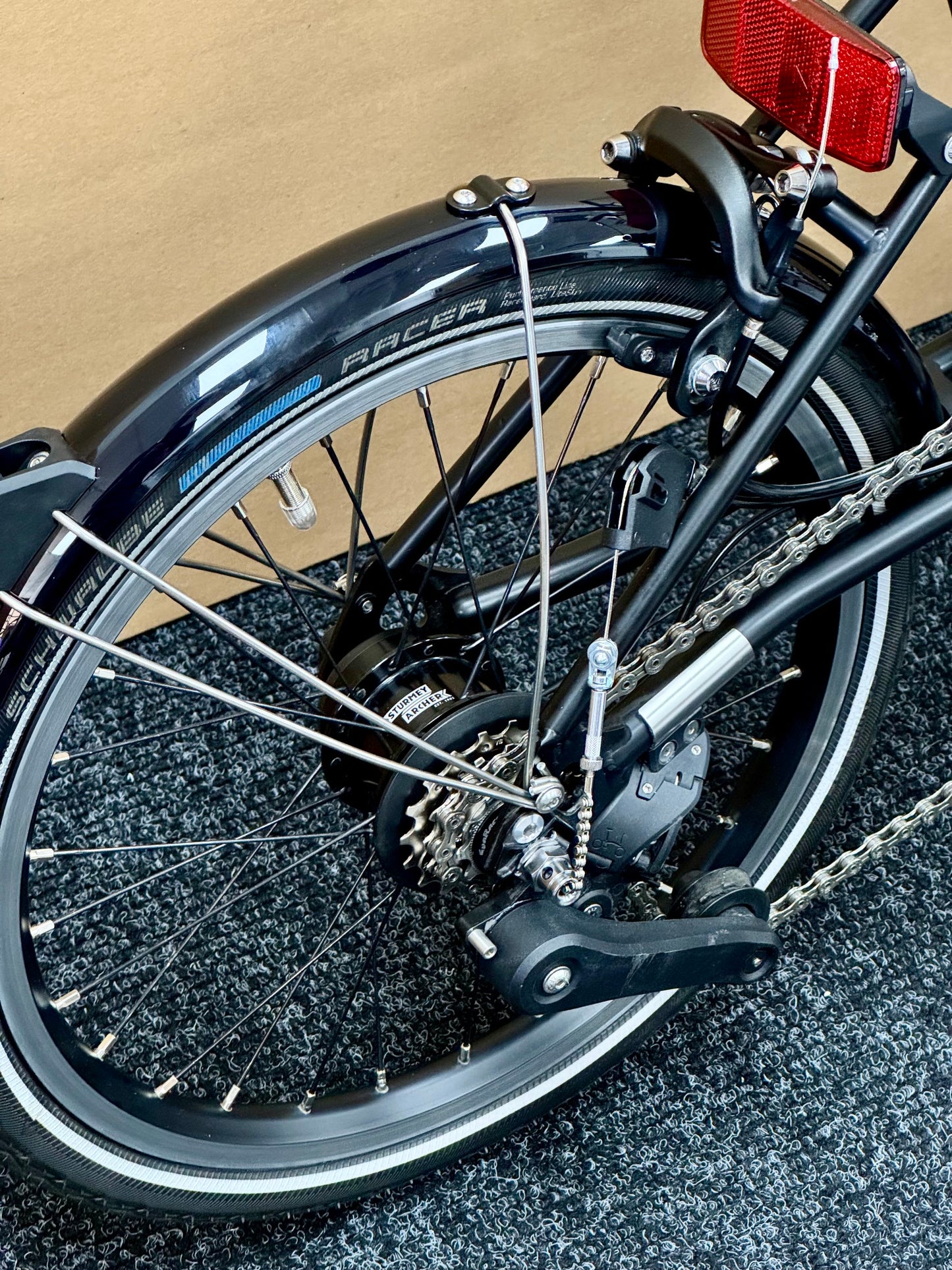 Brompton Pre-Owned P Line 12-Speed Mid-HB Storm Grey Metallic