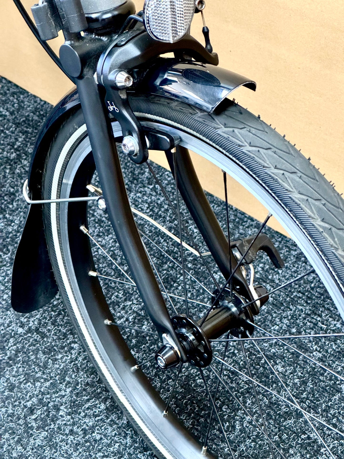 Brompton Pre-Owned P Line 12-Speed Mid-HB Storm Grey Metallic