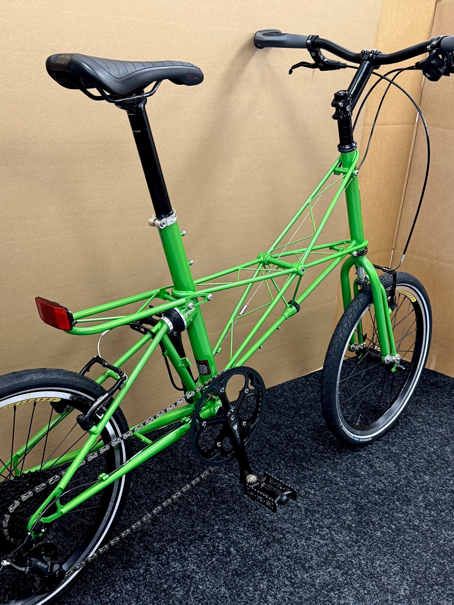 Moulton TSR Wide-Range 9-Speed Bright Green