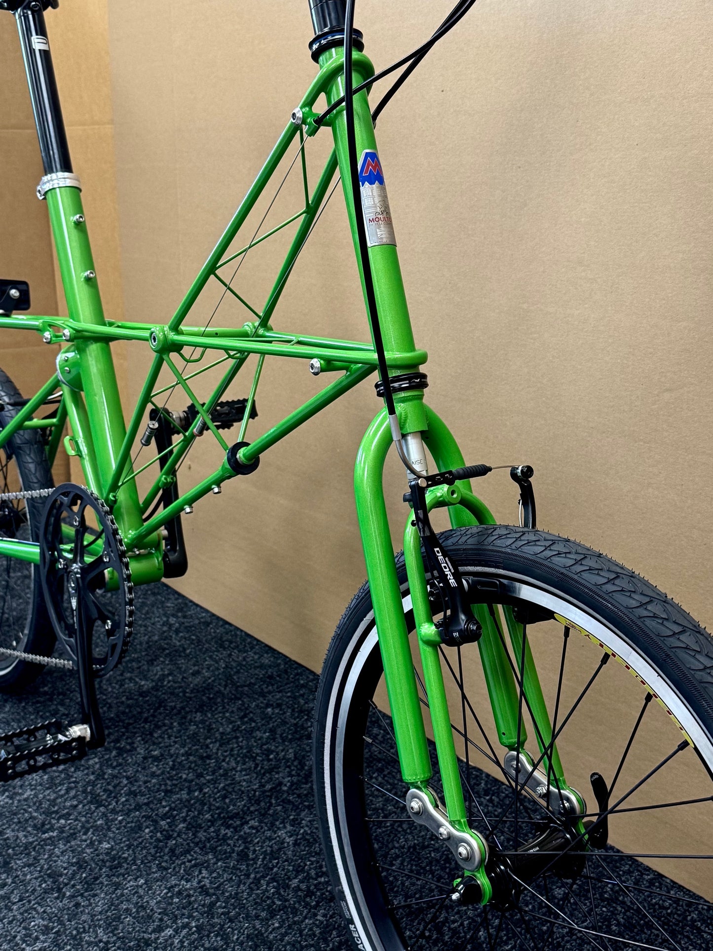 Moulton TSR Wide-Range 9-Speed Bright Green