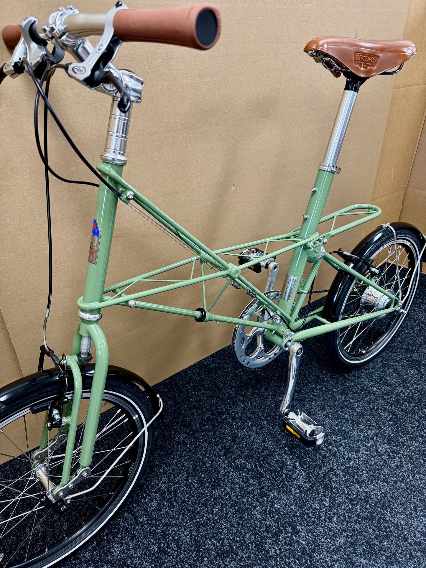 Moulton "The Hall" Special Edition