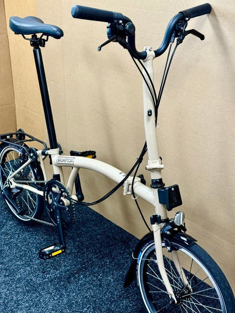 Brompton C Line 12-Speed High-HB Dune Sand w/Roller Rack