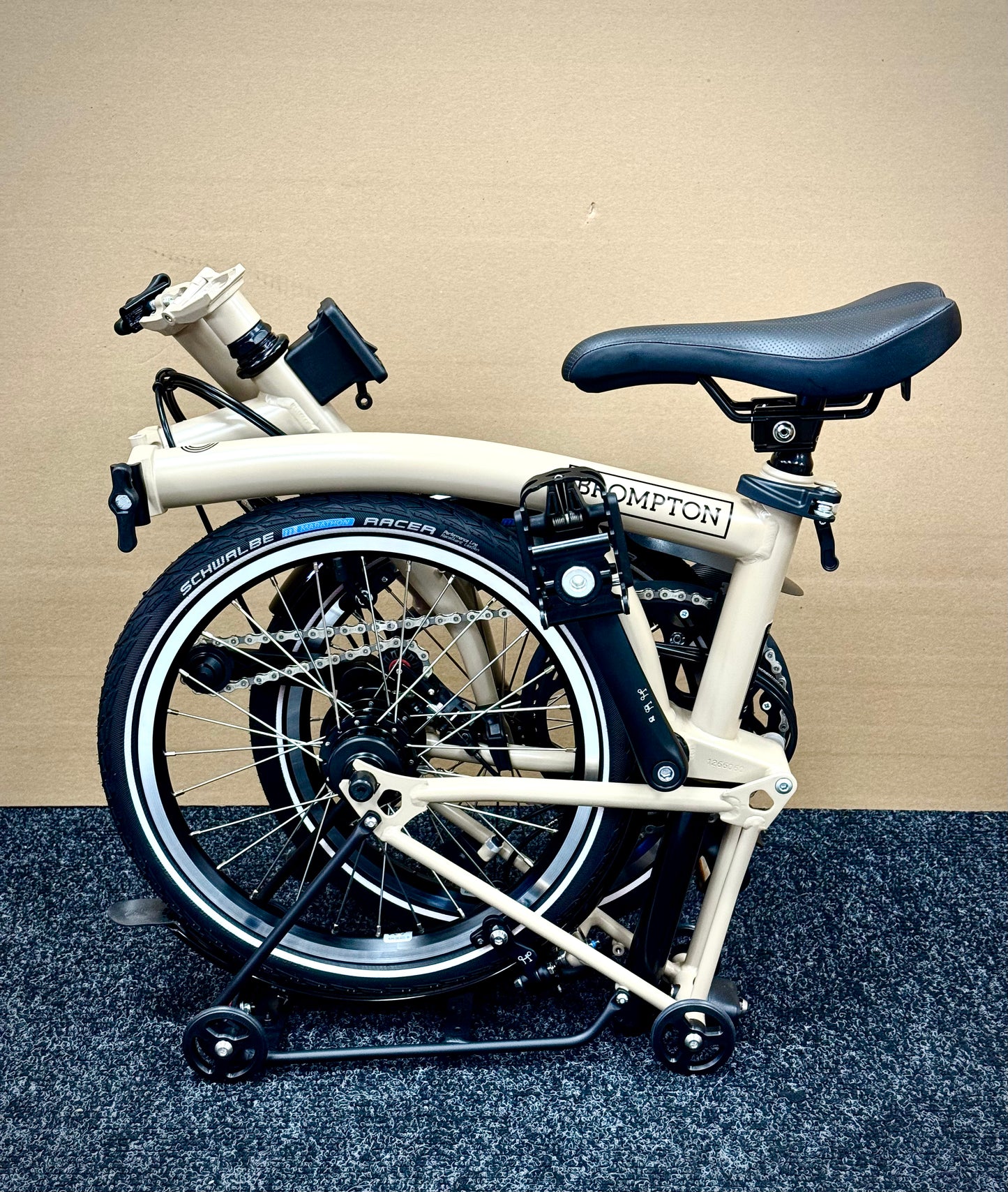 Brompton C Line 12-Speed High-HB Dune Sand w/Roller Rack
