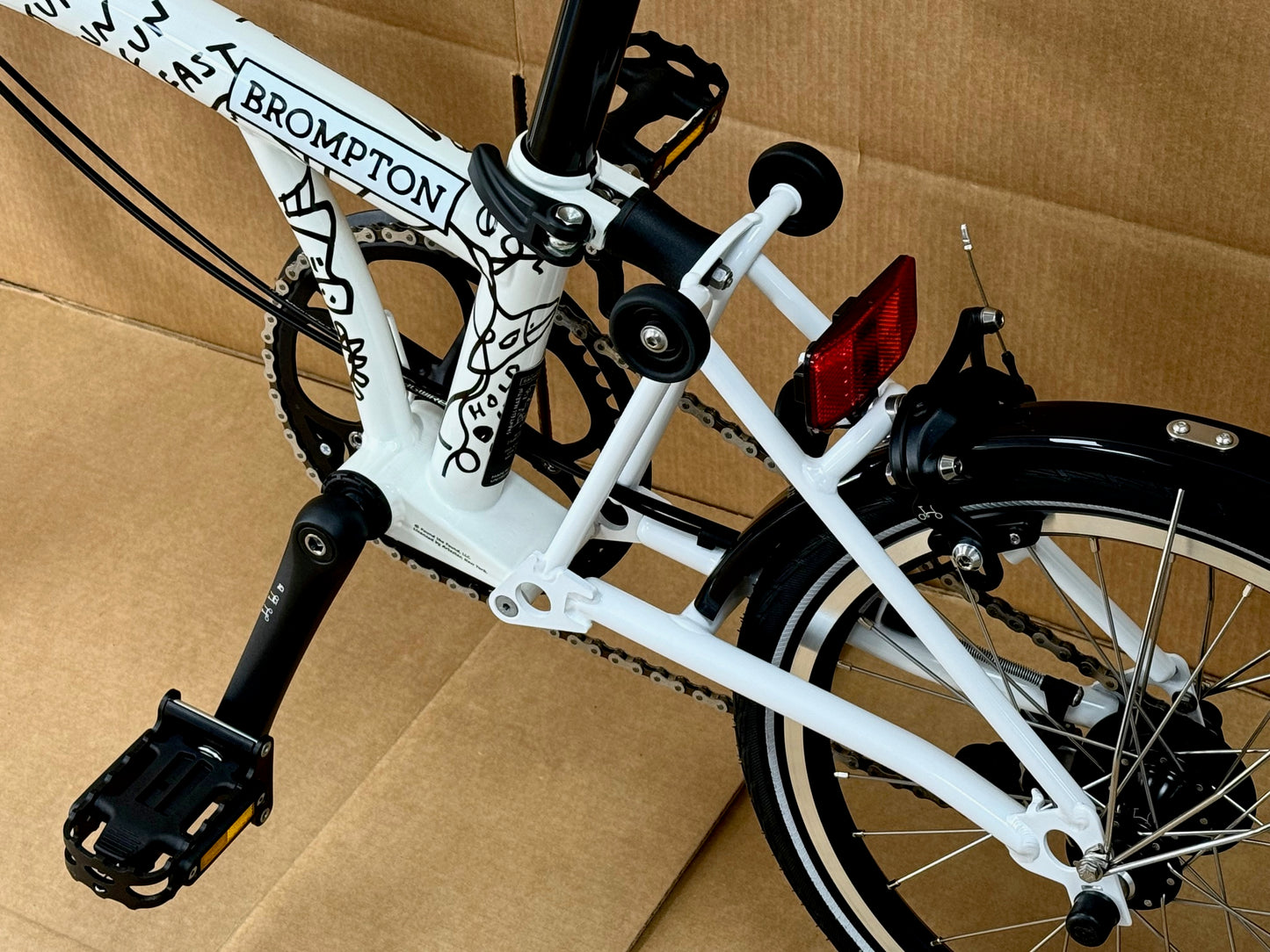 Brompton C-Line Shantell Martin Special Edition (M2L)