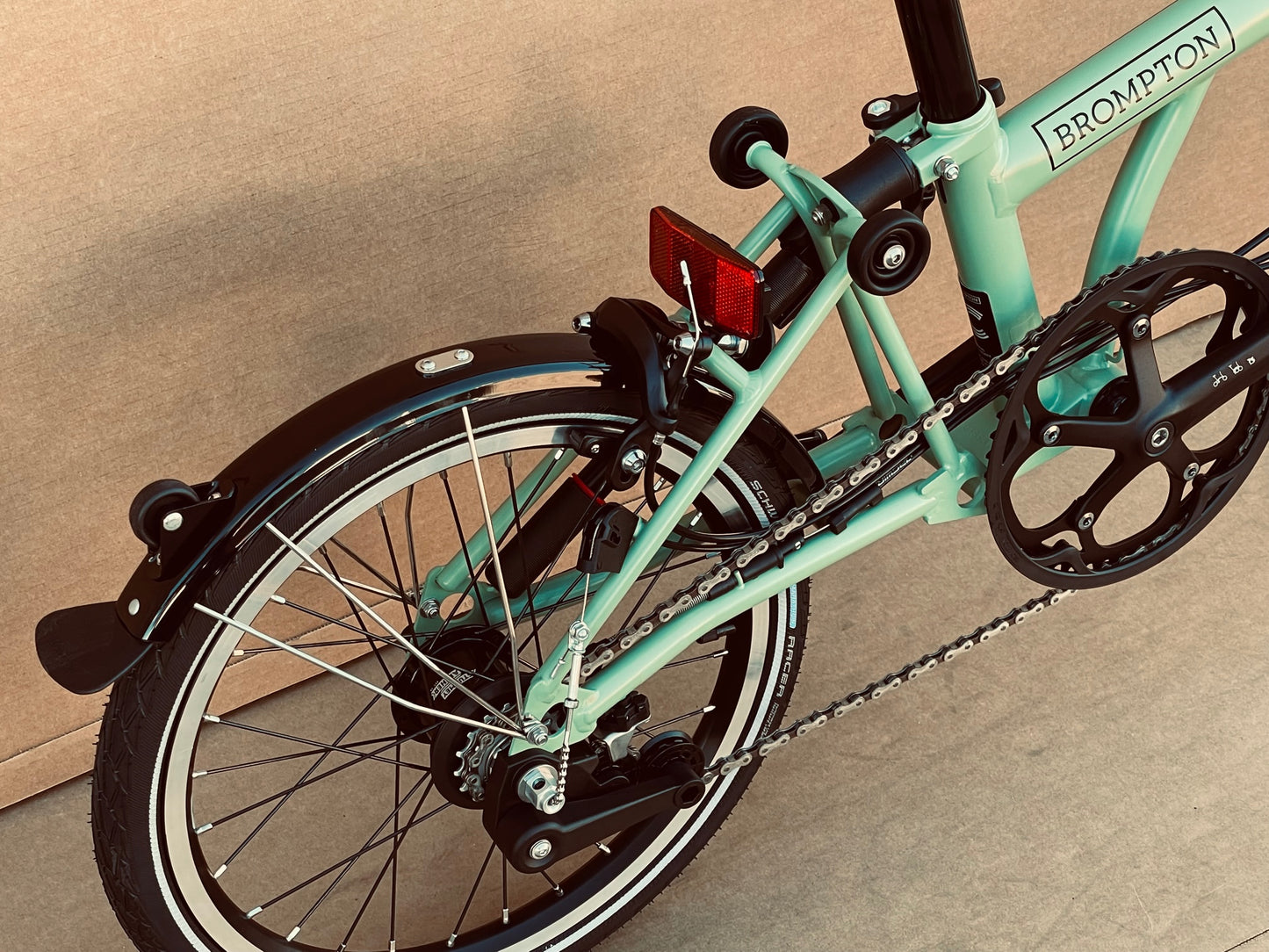 2023 Brompton C-Line Explore Low-HB Matcha Green Black Edition (S6L)
