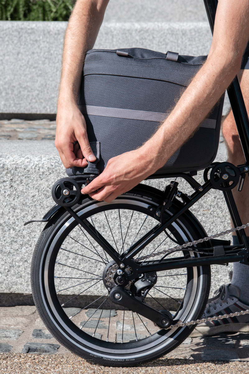 Brompton Borough Roll Top Bag Large in Dark Grey Brompton Borough Roll Top Bag Large in Dark Grey