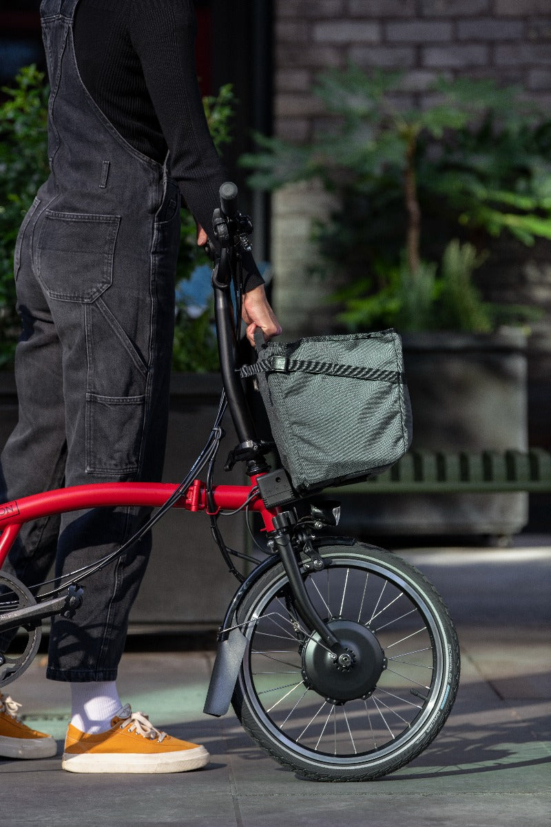 Brompton shop folding basket